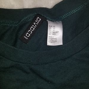 green long sleeve shirt